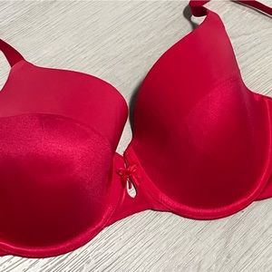 DKNY tshirt bra red 32D
